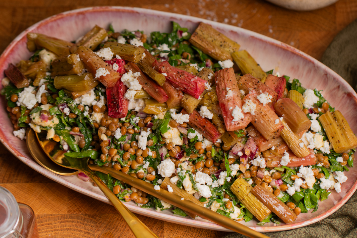Sommerlicher Linsensalat mit Rhabarber
