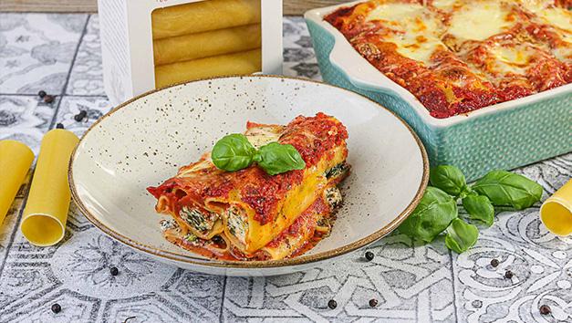 Mit Spinat und Ricotta gefüllte Cannelloni