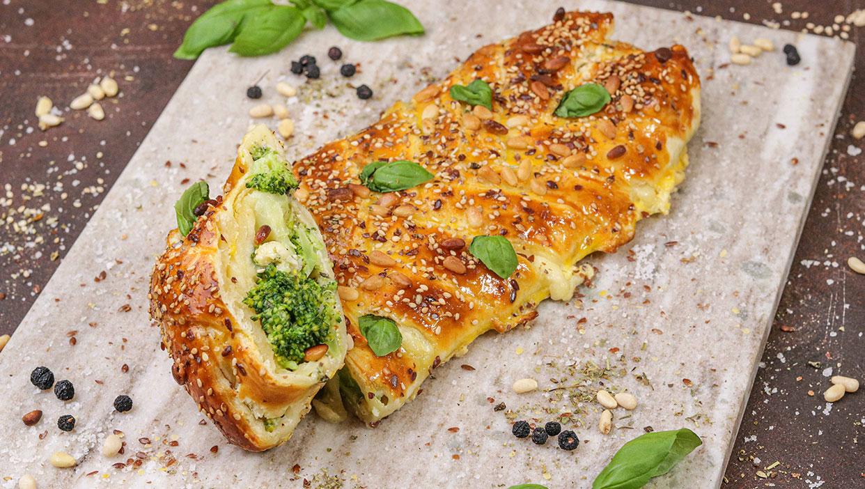 Brokkoli-Käse-Strudel