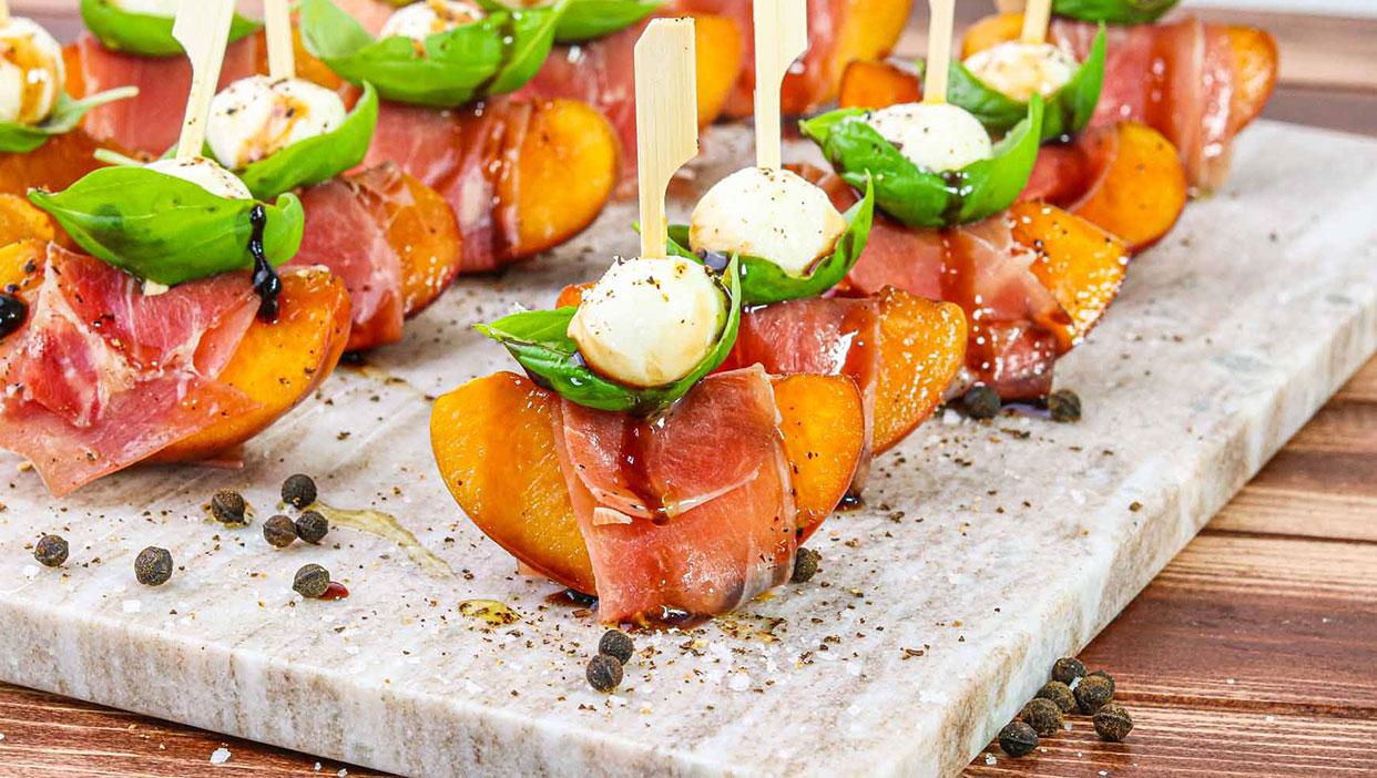 Pfirsich-Caprese