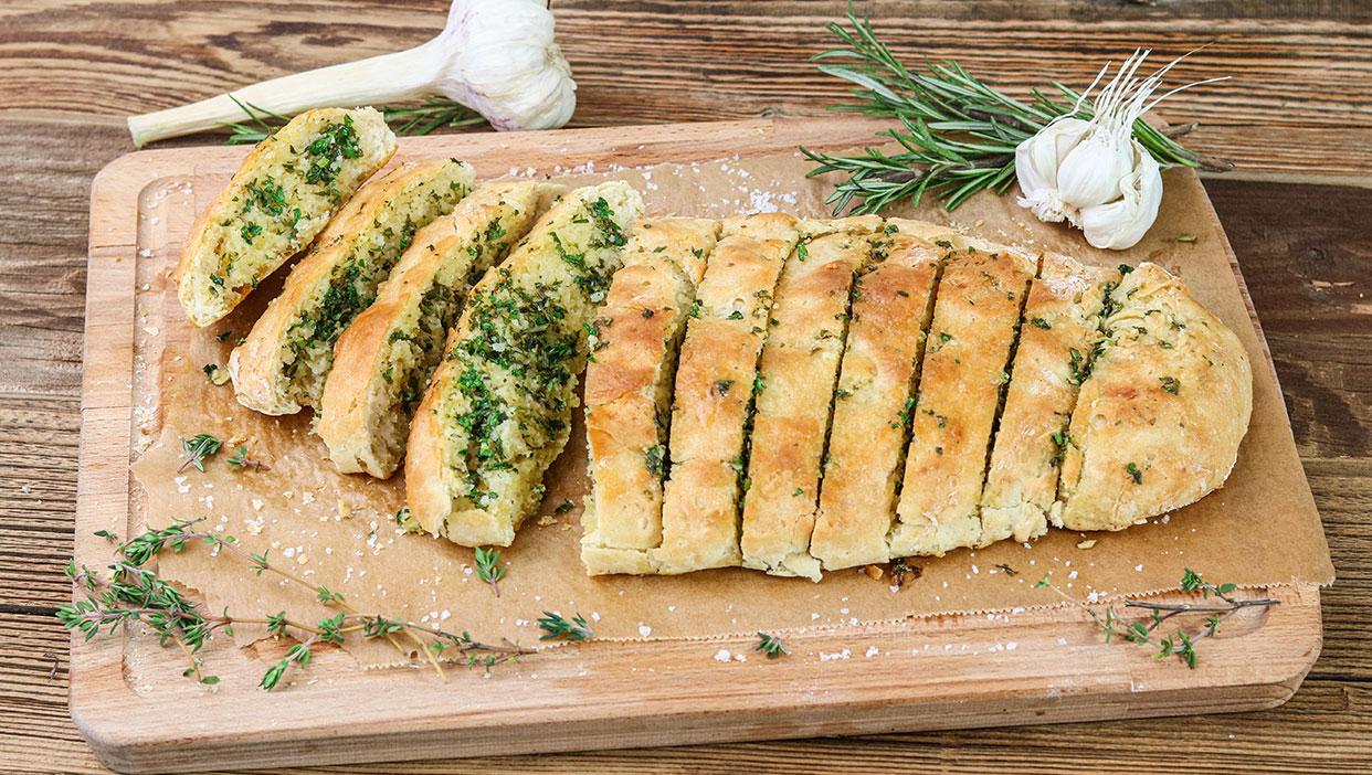 Selbstgemachtes Kräuterbaguette
