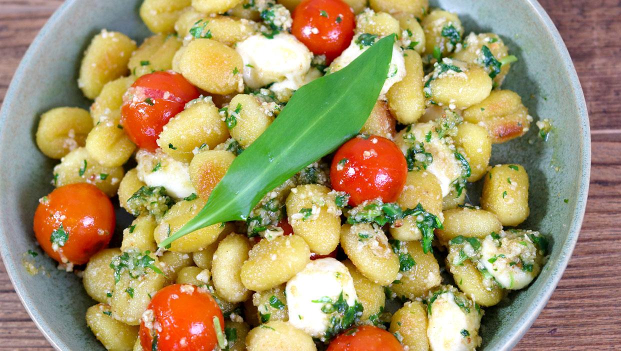 12min Gnocchi Pfanne mit Bärlauch Pesto