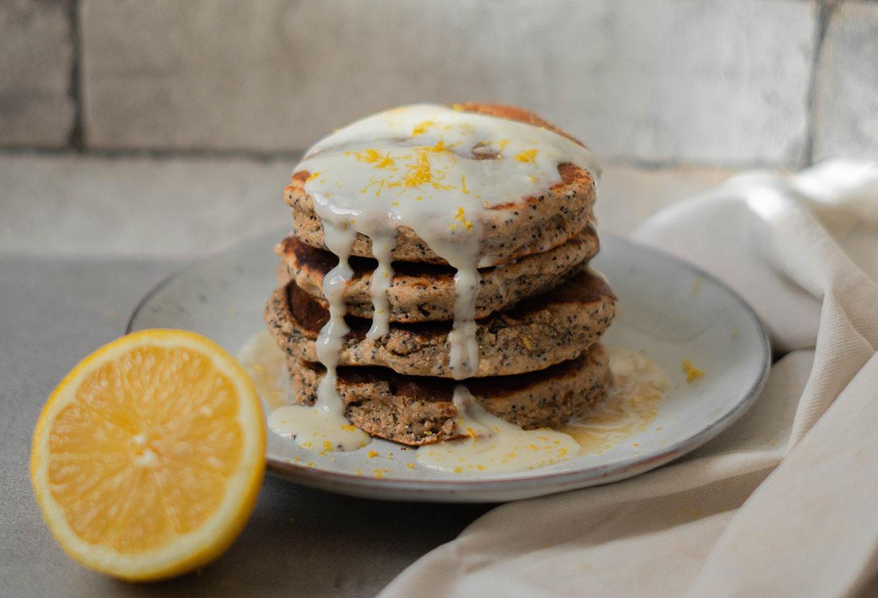 Vegane Zitronen-Mohn-Pancakes