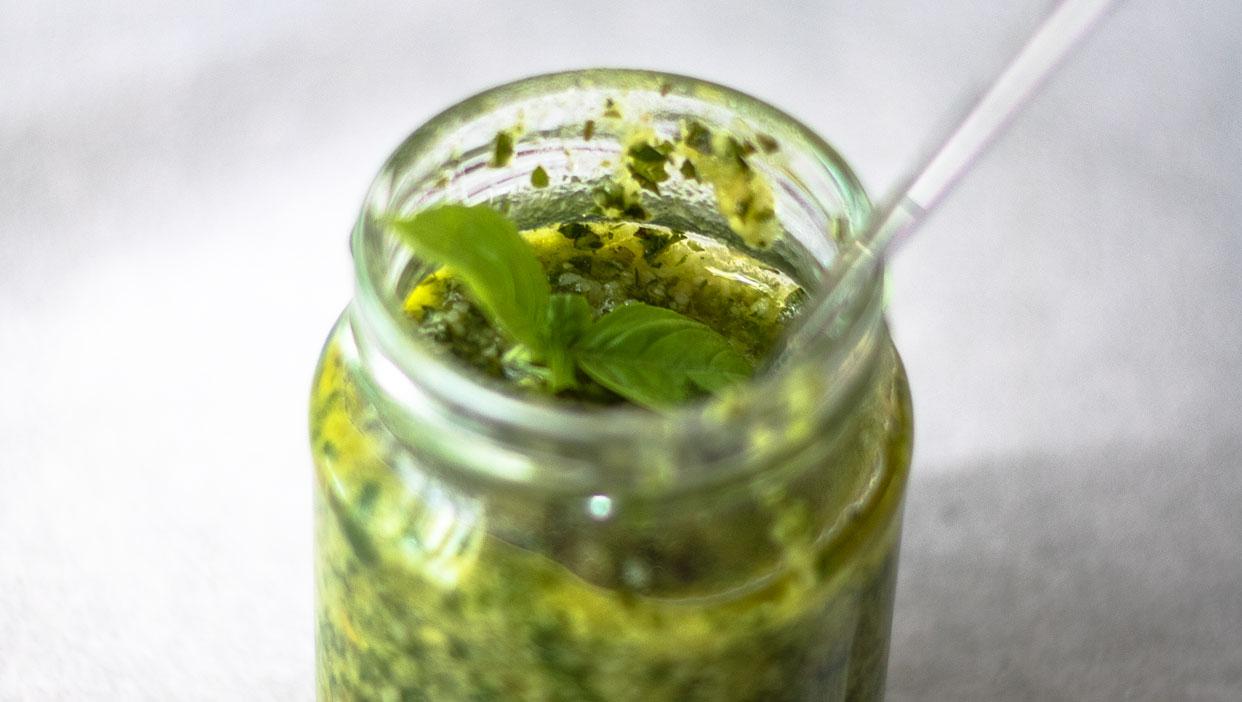 Unser liebstes Basilikum-Pesto