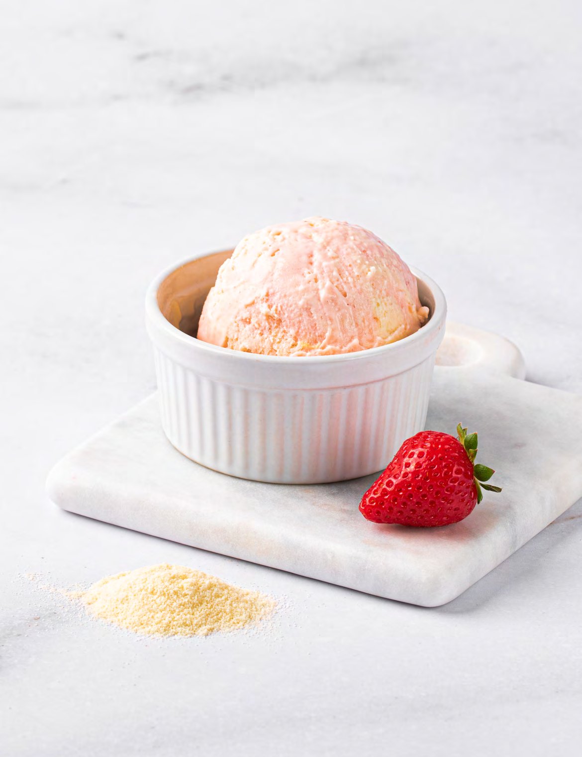 Grießbrei-Erdbeer-Eis