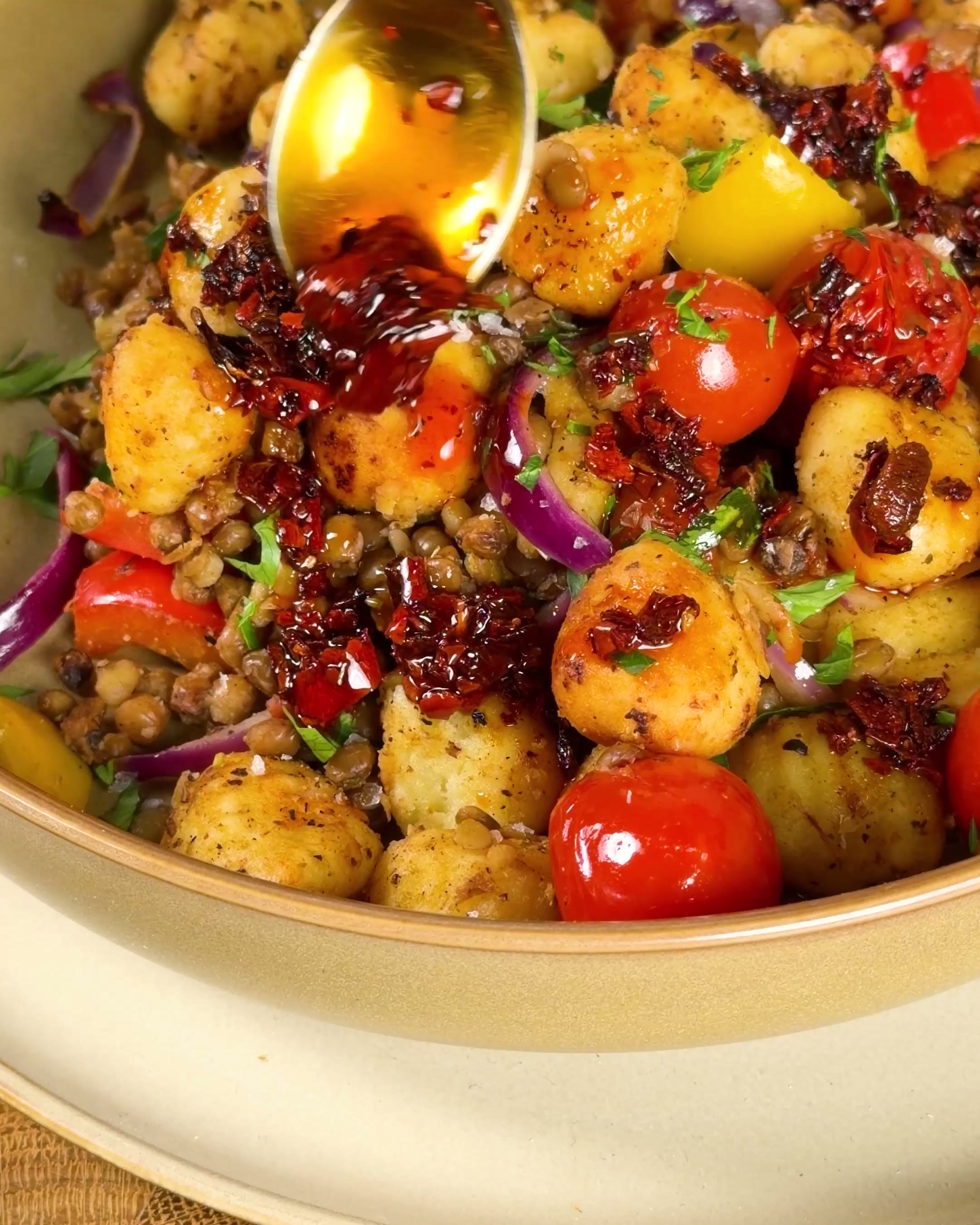 Gnocchi-Gemüse-Pfanne mit Linsen