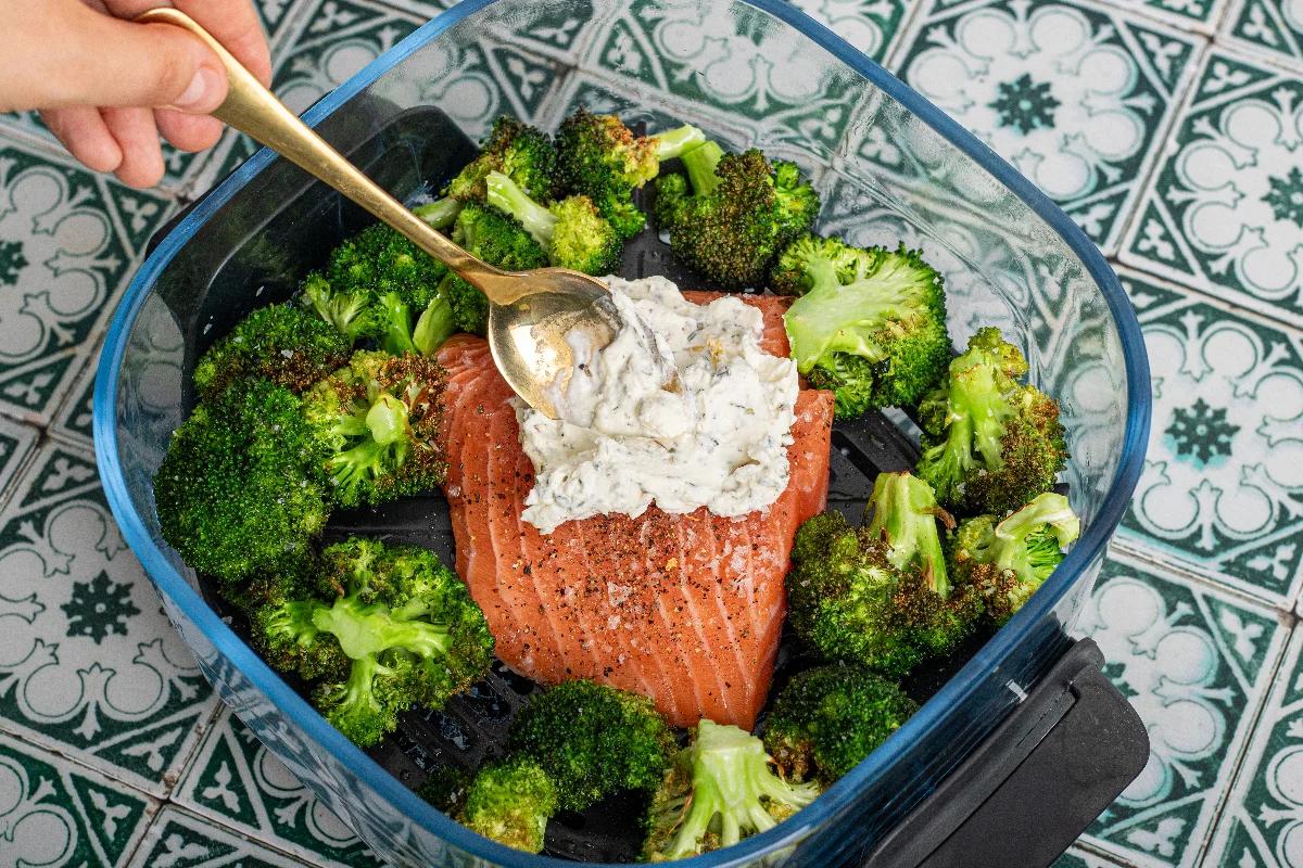 Lachs im Airfryer mit Brokkoli - Schritt 2