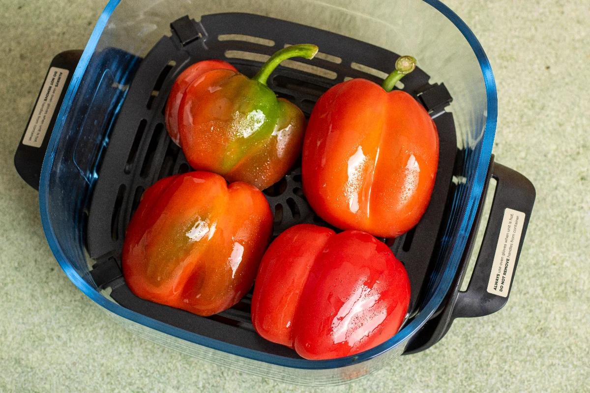 Gefüllte Paprika aus dem Airfryer mit Hackfleisch und Reis - Schritt 1