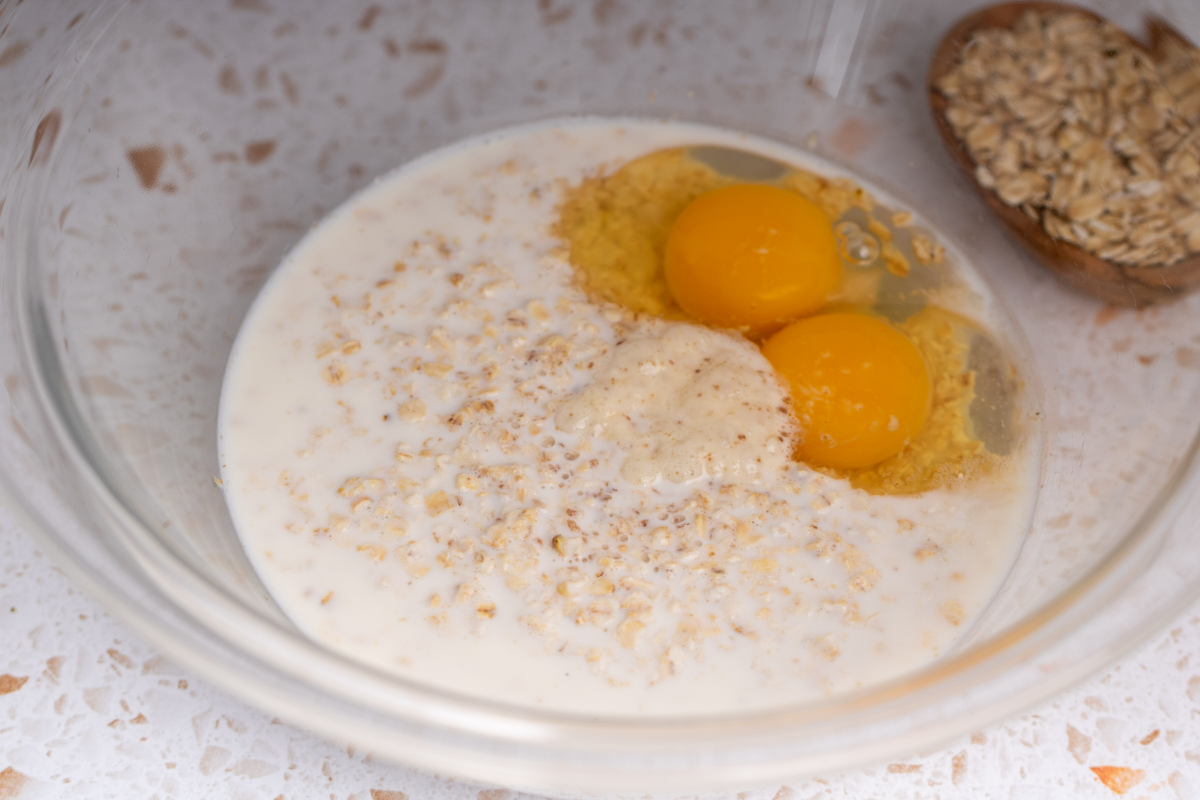 Gebackene Haferflocken mit Erdbeeren und Rhabarber - Schritt 2