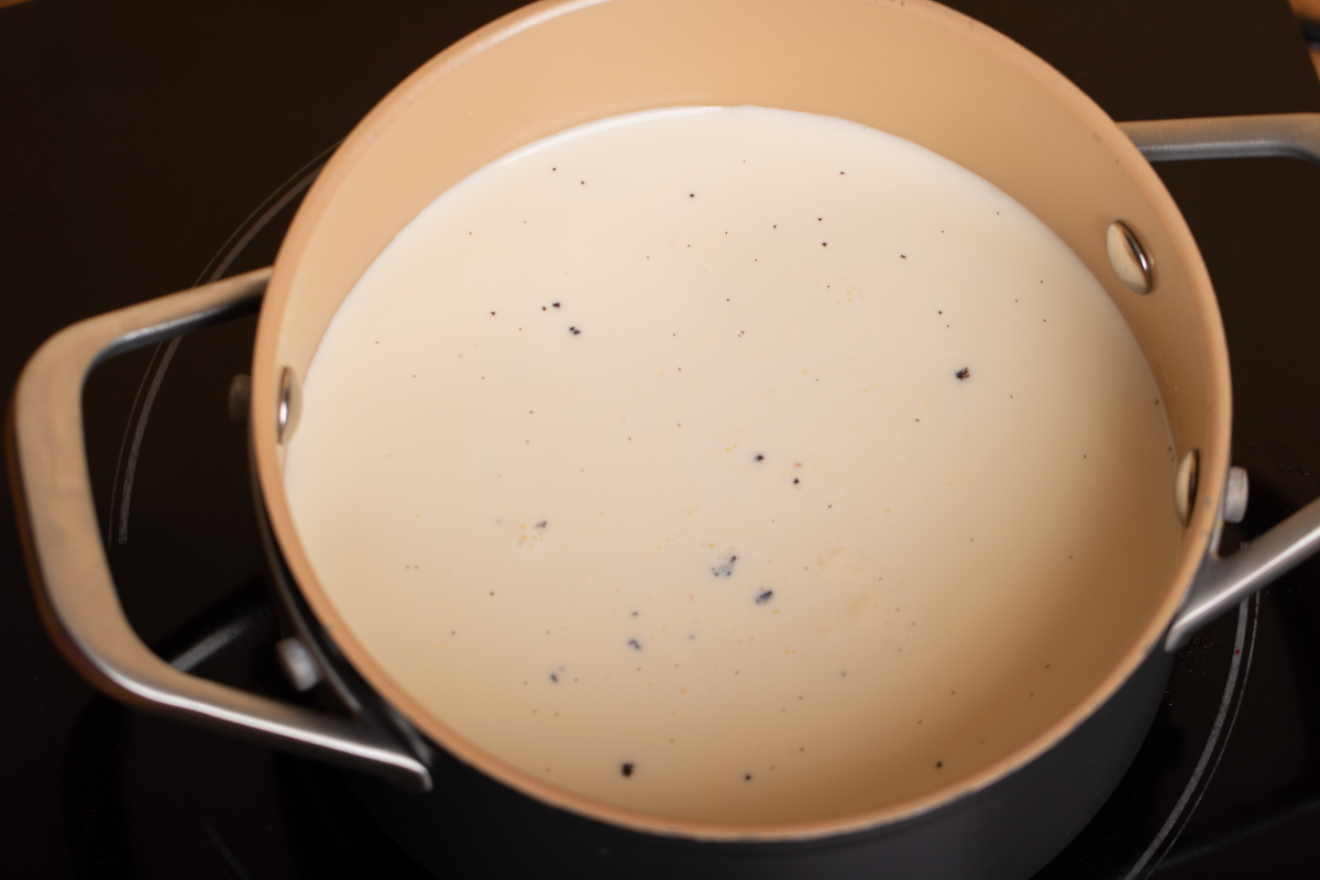 Klassische rote Grütze mit hausgemachter Vanillesauce - Schritt 5