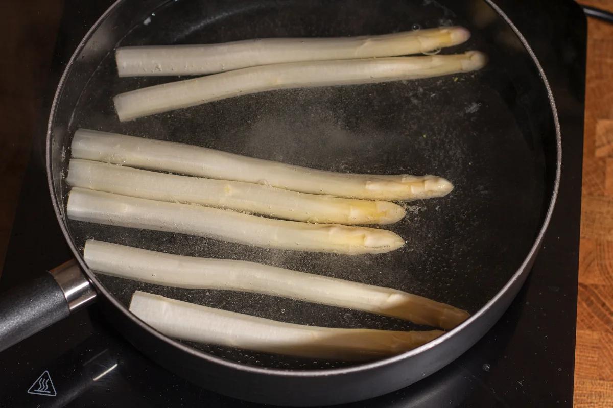 Spargel French Toast - Schritt 1