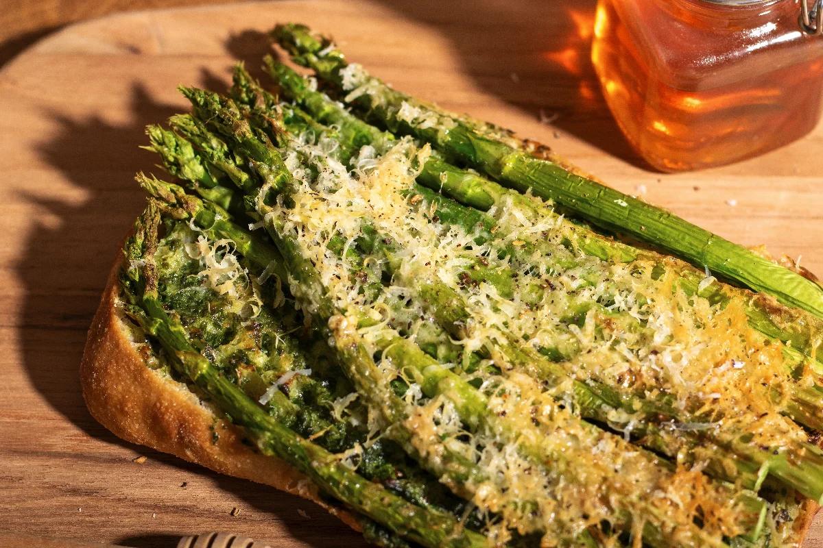 Airfryer Spargel-Bärlauch Ciabatta - Schritt 5