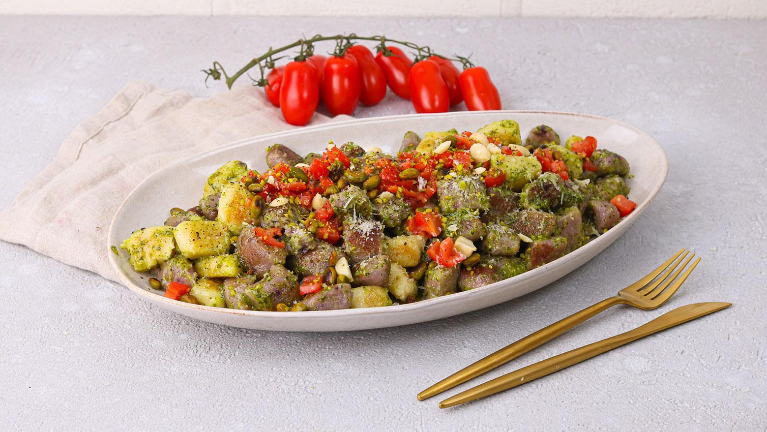 Selbstgemachte Gnocchi mit Zitronen-Petersilien-Manchego Pesto