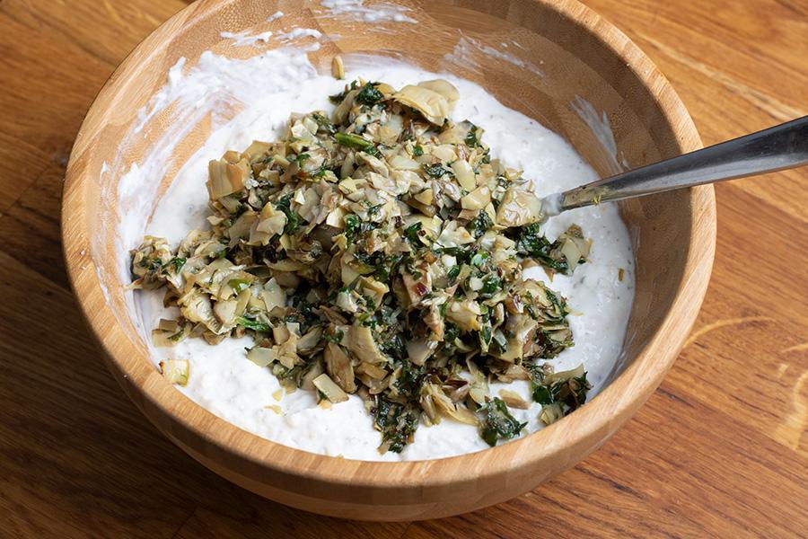 Zitronen Zaatar Dip mit Artischoke und Spinat - Schritt 5
