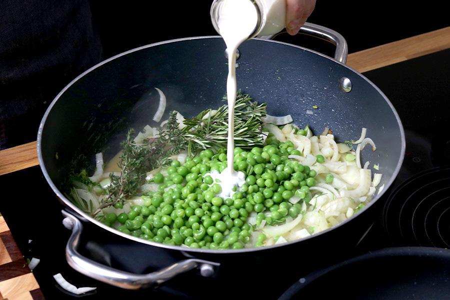 Linguine mit Fenchel und Skrei auf Noilly Prat Rahm - Schritt 4