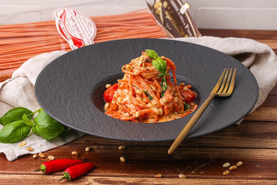 Spaghetti al Peperoncino mit Burrata-Tomaten-Sauce - Schritt 6