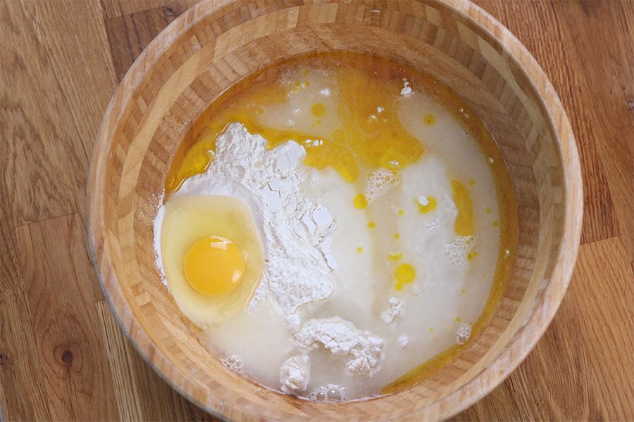 Selbstgemachter Apfelstrudel - Schritt 1
