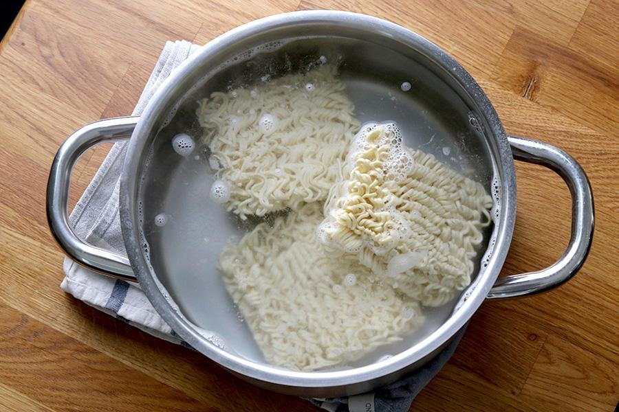 15 Minuten Mie-Nudeln mit Scampis - Schritt 4