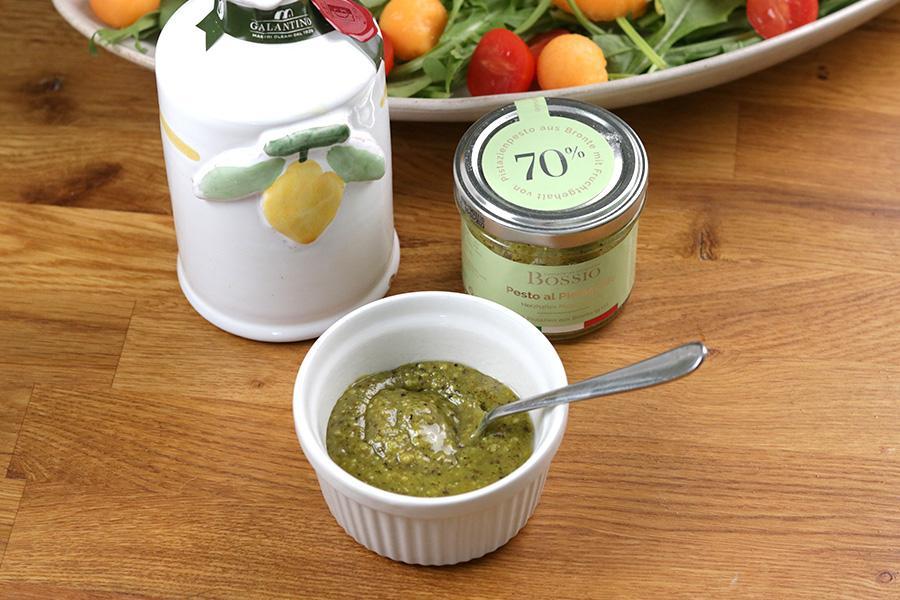 Nektarinen-Cantaloupe-Salat mit Pistazienpesto - Schritt 4