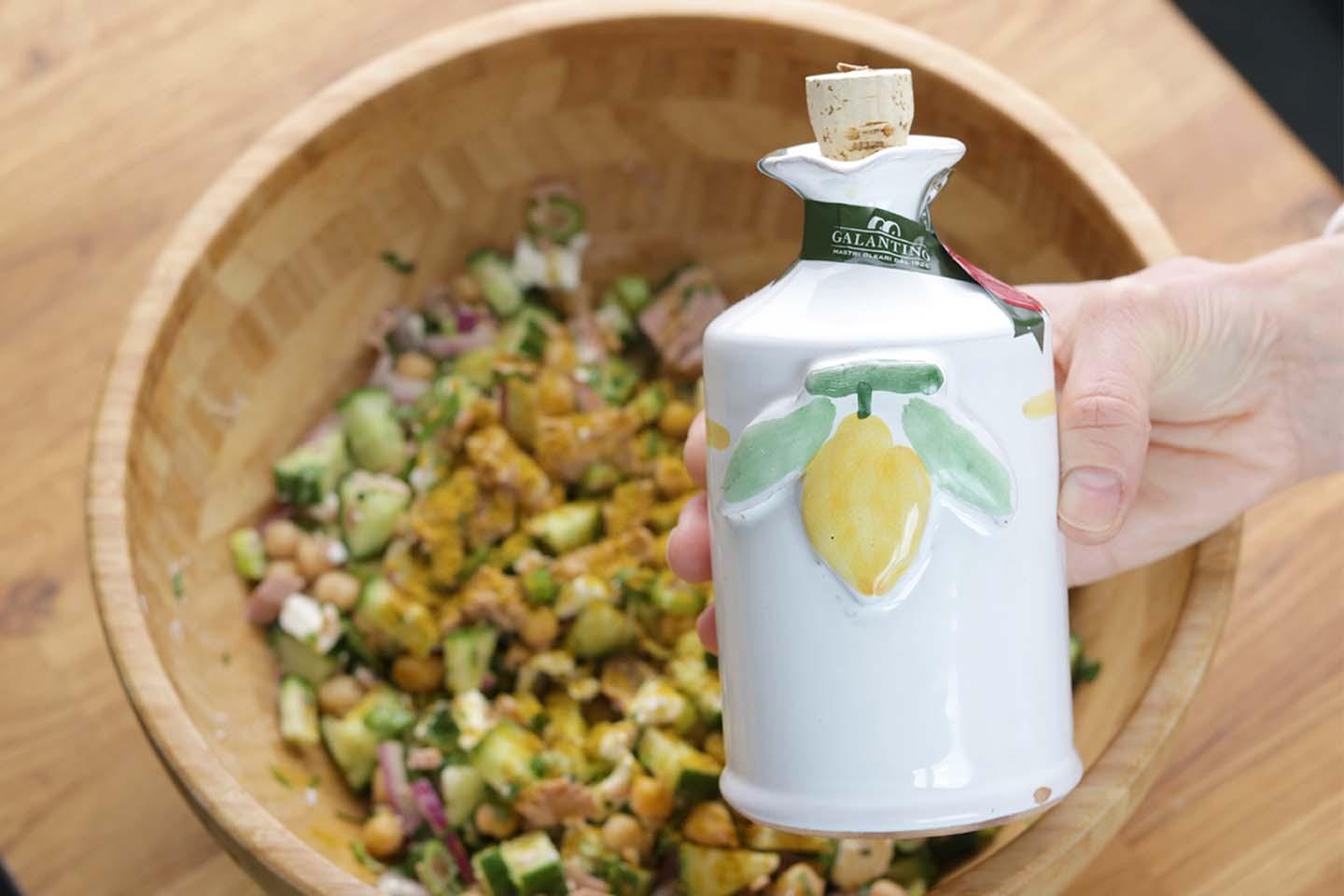 Mediterraner Kichererbsensalat mit Thunfisch und Zitrone - Schritt 3
