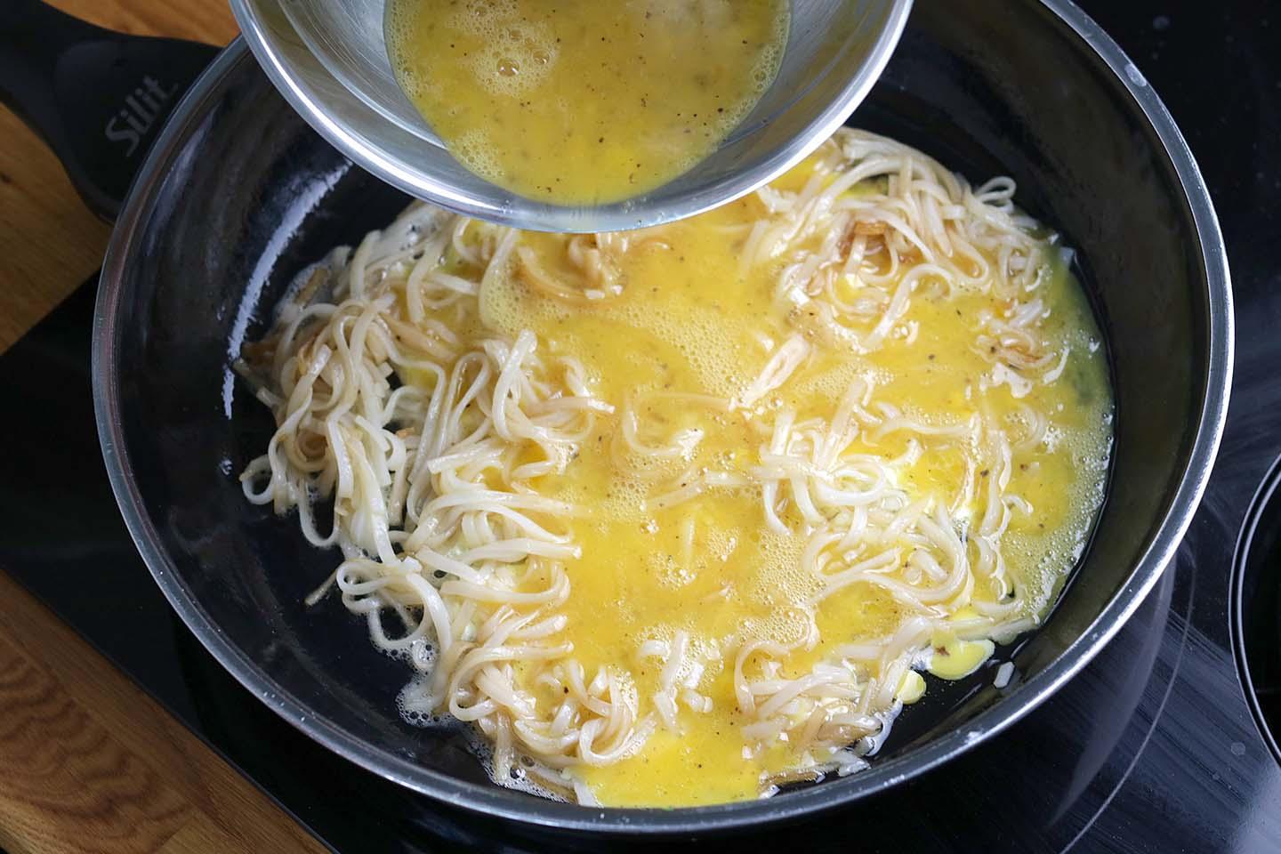 Asiatisch-inspiertes Omlette mit Glasnudeln - Schritt 9