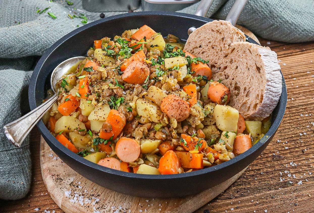 Omas Linsensuppe mit Würstchen - Schritt 5