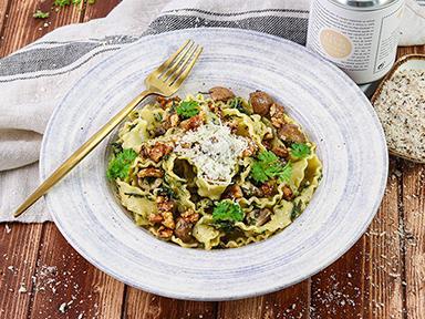 Herbstliche Pilz-Pasta mit karamellisierten Walnüssen - Schritt 6