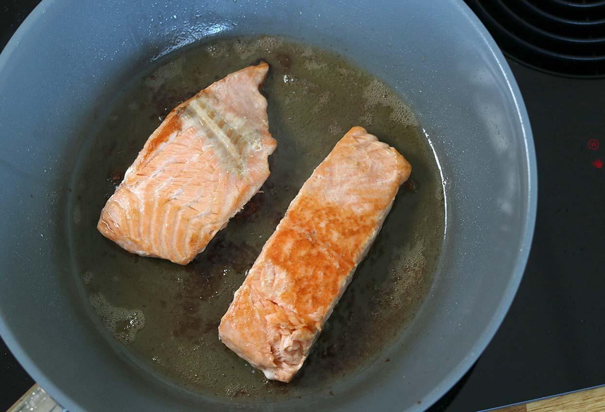 Schnelle Sushi-Lachs-Bowl - Schritt 3