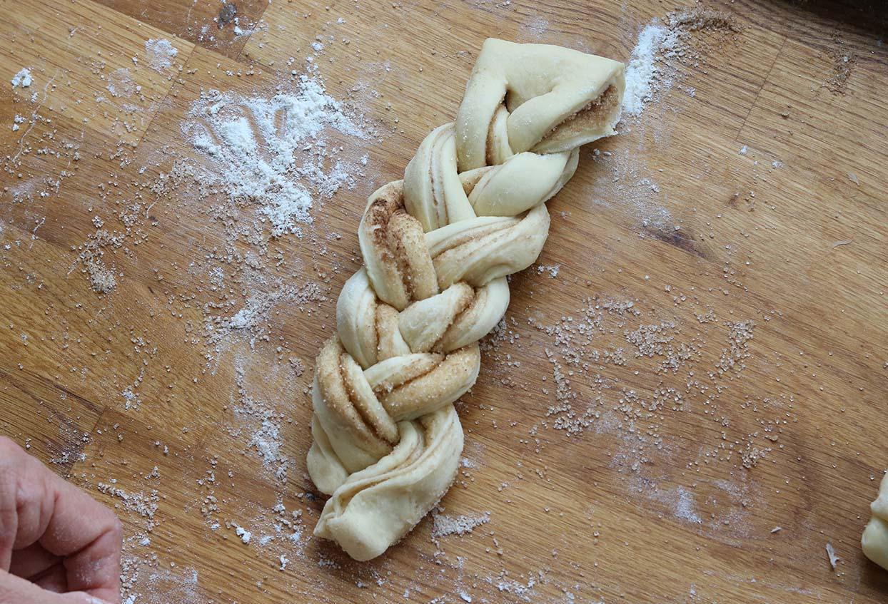 Geflochtene Zimtschnecken-Muffins - Schritt 8