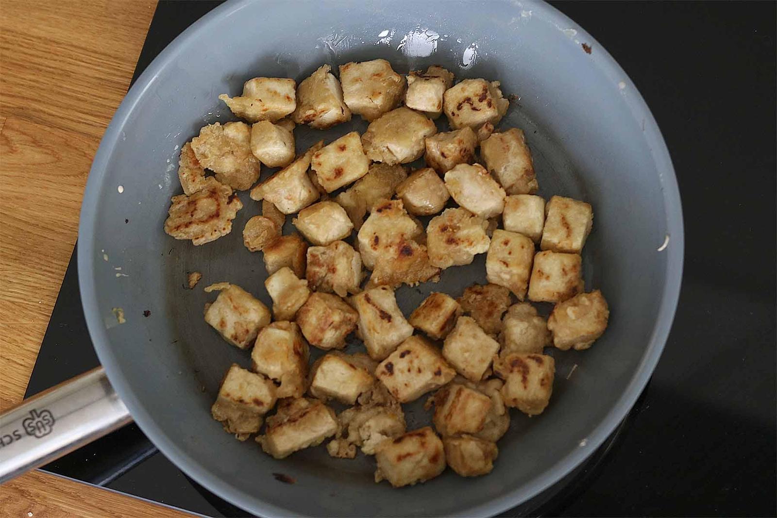 Glasnudelsalat mit Soja-Limettendressing - Schritt 1