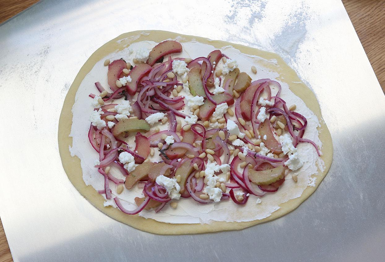 Sommerlicher Blitz-Flammkuchen - Schritt 5