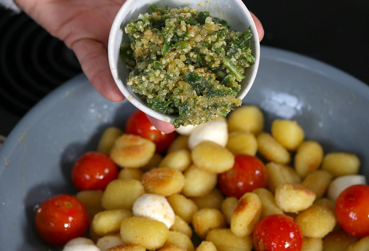 12min Gnocchi Pfanne mit Bärlauch Pesto - Schritt 7