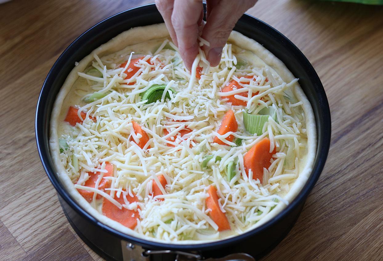 Einfache Curry-Lauch-Karotten Quiche - Schritt 7