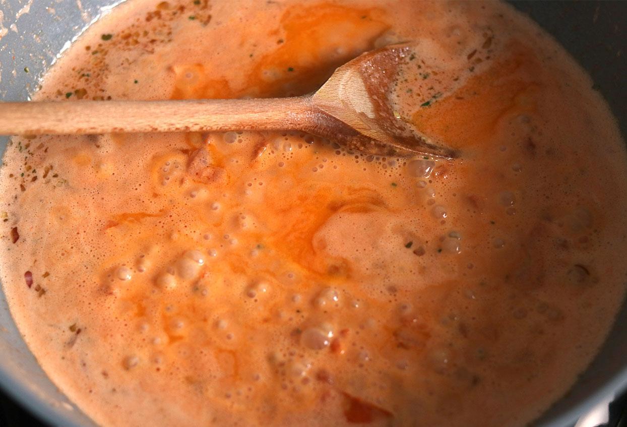 Cremige Tomaten-Gin Pasta - Schritt 5