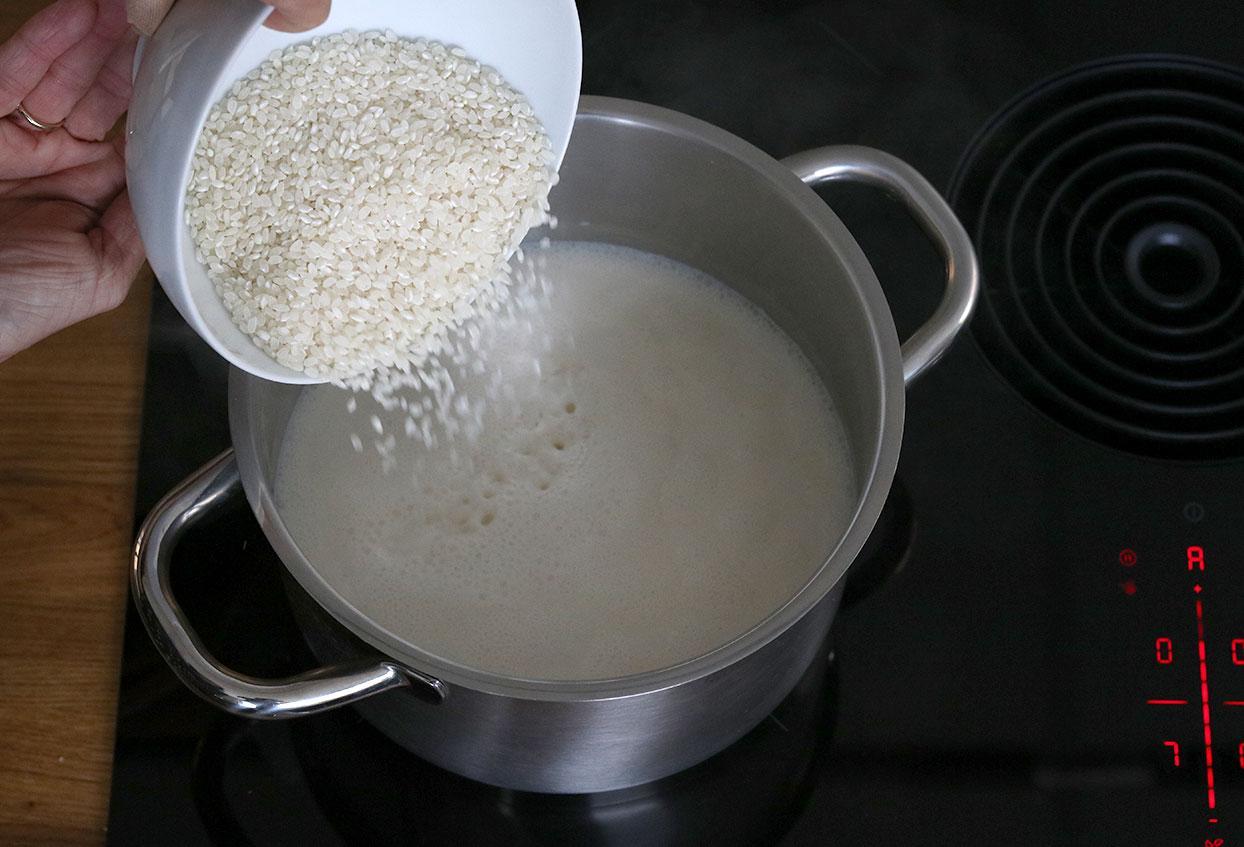 Herbstlicher Milchreis mit Zwetschgen - Schritt 1