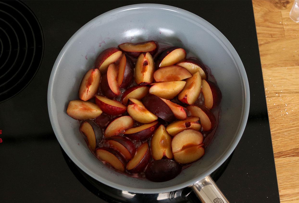 Herbstlicher Milchreis mit Zwetschgen - Schritt 2