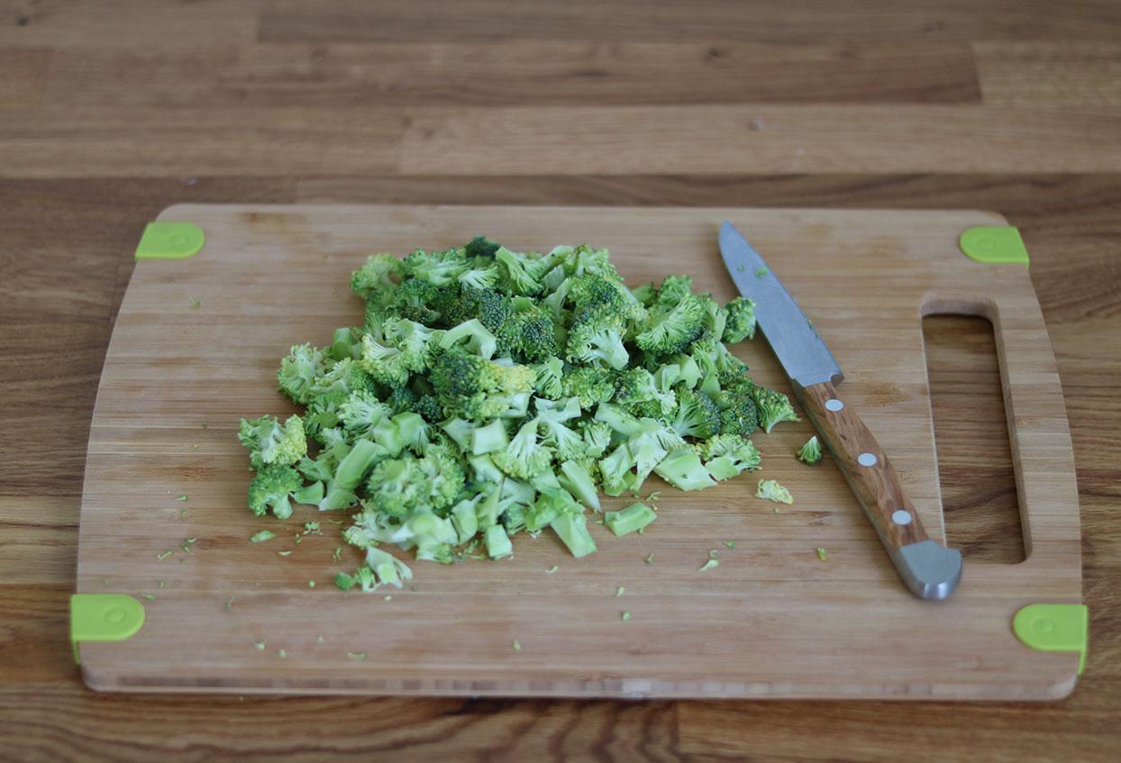 Brokkoli-Erbsen Risotto mit Pinienkernen - Schritt 3