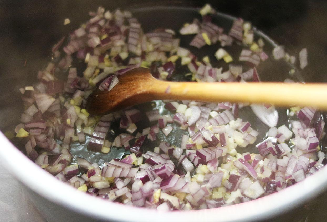 Unser liebstes Kürbis-Süßkartoffel-Curry - Schritt 3