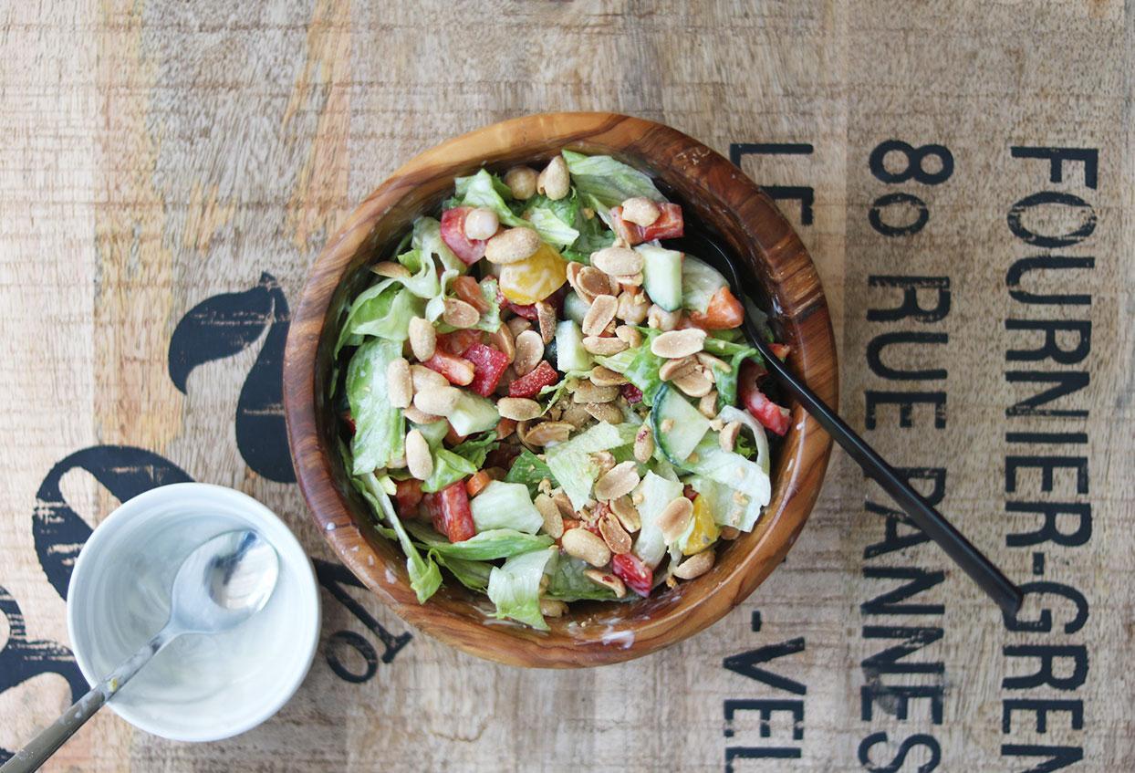 Reste-Salat mit gerösteten Erdnüssen - Schritt 6