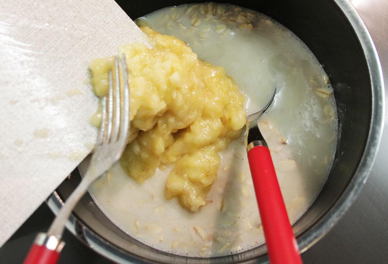 3-Zutaten Bananenporridge aus brauner Banane - Schritt 3