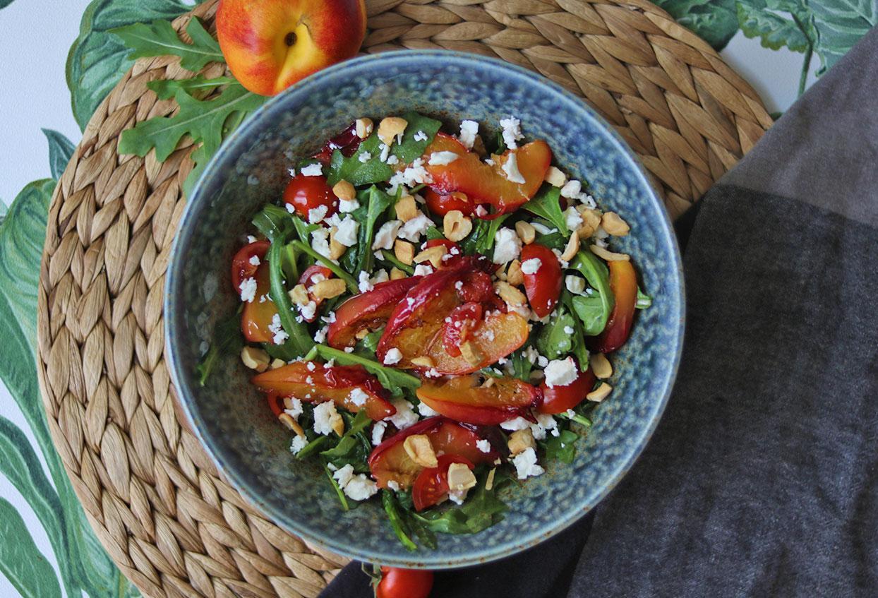Sommersalat mit gebratenen Nektarinen - Schritt 5