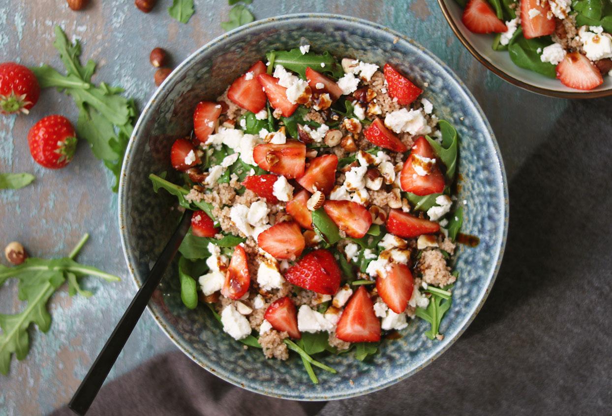 Couscous Salat mit Erdbeeren und Feta - Schritt 8
