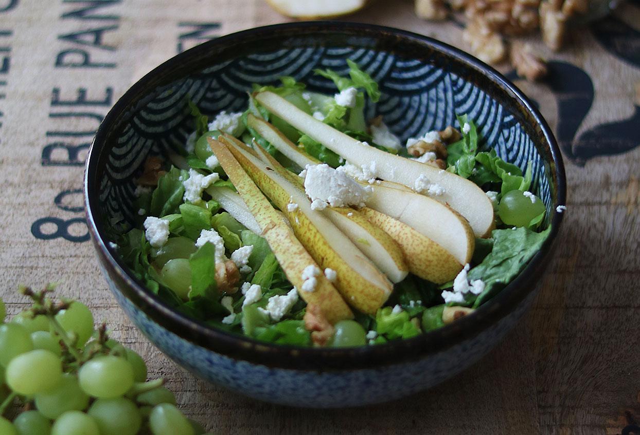 15-Minuten Birnensalat mit Ziegenfrischkäse und Honig-Senf-Dressing - Schritt 6