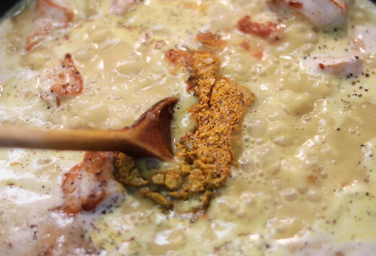 Schnelles Erbsen-Curry mit Bio-Huhn - Schritt 5