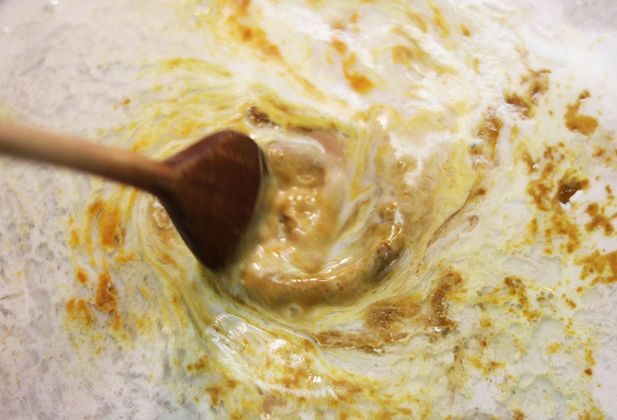 Grünes Thai-Curry mit Vollkornreis und Erdnüssen - Schritt 3
