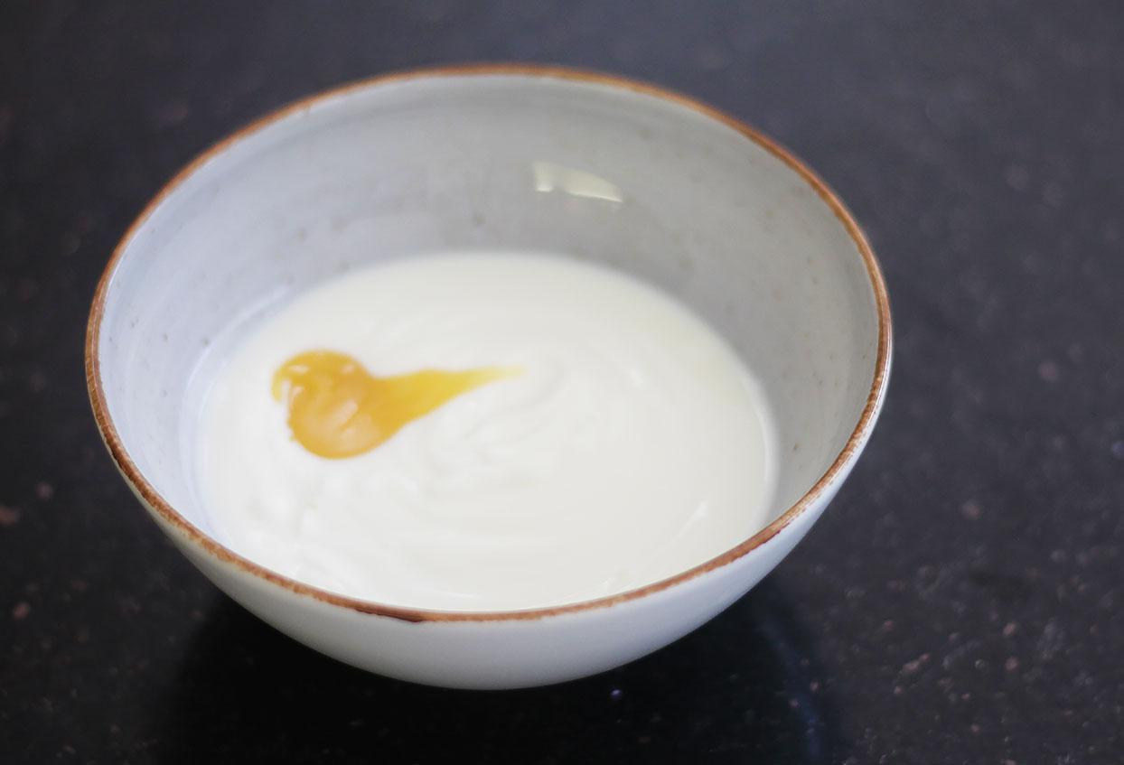 Cremiges Haferflocken-Naturjoghurt-Frühstück - Schritt 1