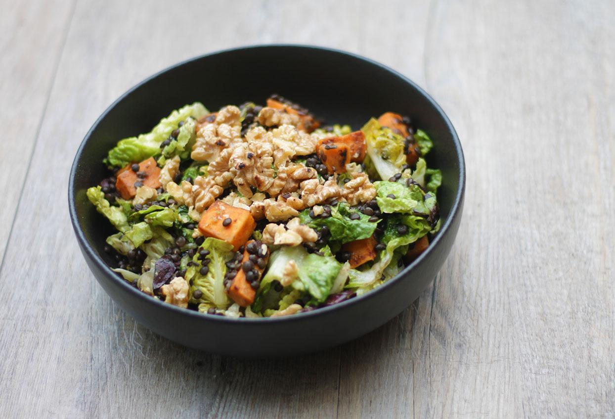 Belugalinsensalat mit gebratener Süßkartoffel und Honig-Senf-Dressing - Schritt 8