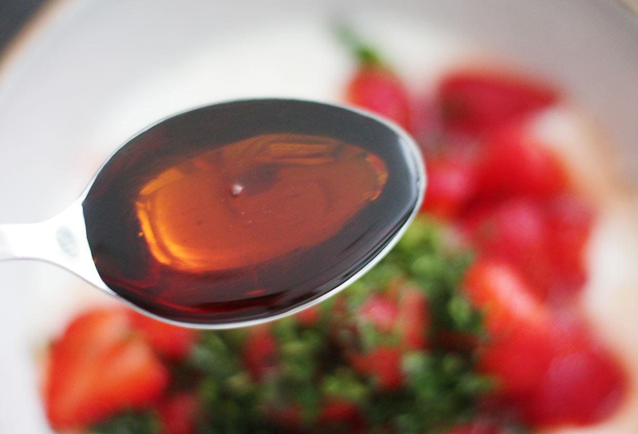 Erdbeeren-Minz-Naturjoghurt-Frühstück - Schritt 4