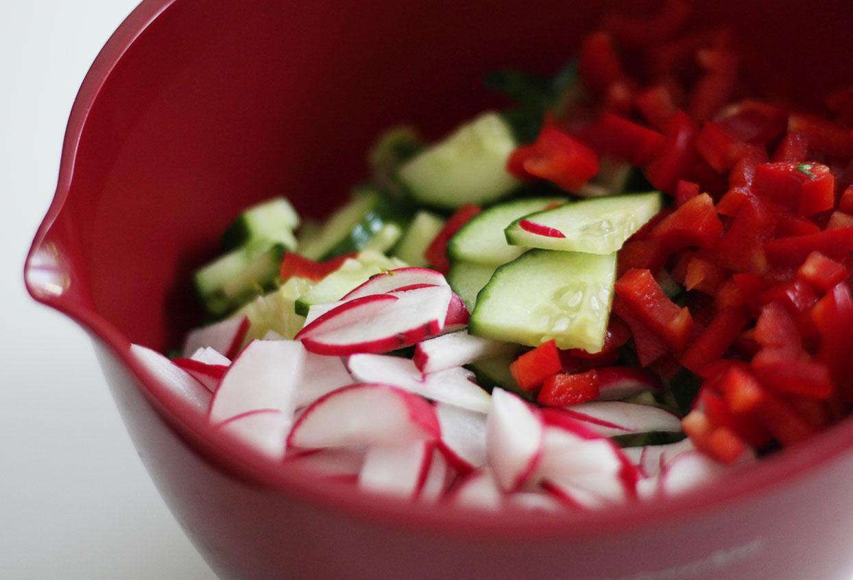 Kartoffelwedges mit knackigem Salat und aromatischem Kabeljau - Schritt 5