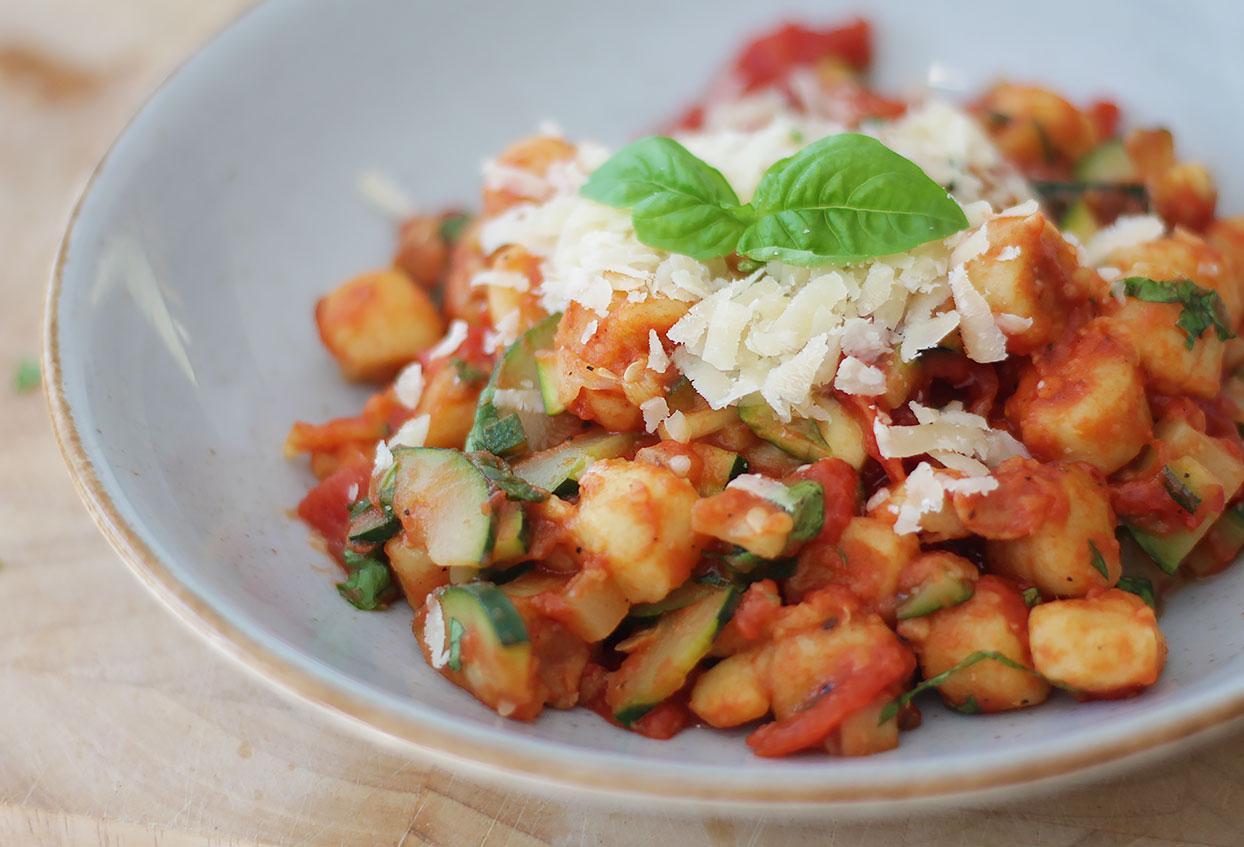 Mediterrane Gnocchi-Pfanne á la Foodoholic - Schritt 6
